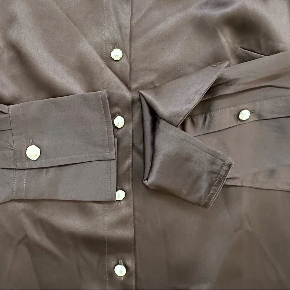 Ann Taylor longsleeve silk blouse - Picture 4 of 4